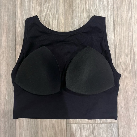 Puma training top size medium - Picture 7 of 7